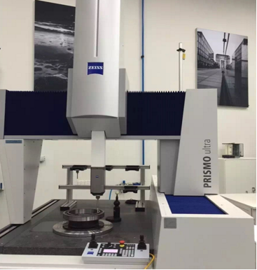 ZEISS